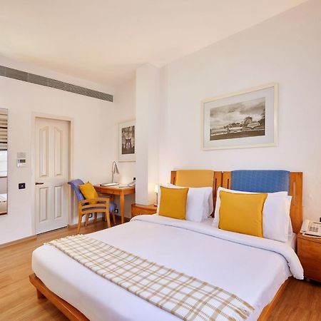 The Gordon House Hotel, Colaba Мумбаи Экстерьер фото