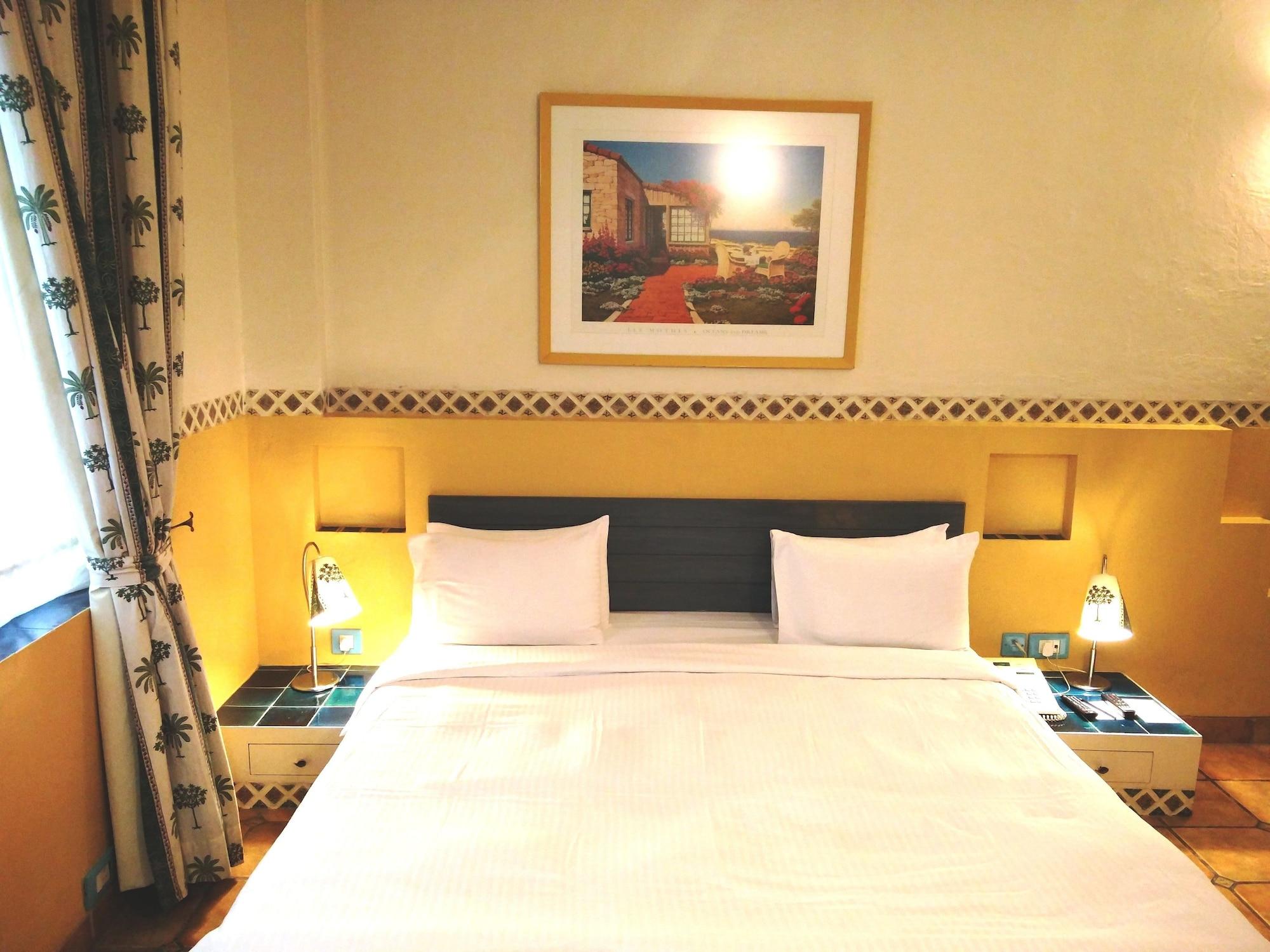 The Gordon House Hotel, Colaba Мумбаи Экстерьер фото