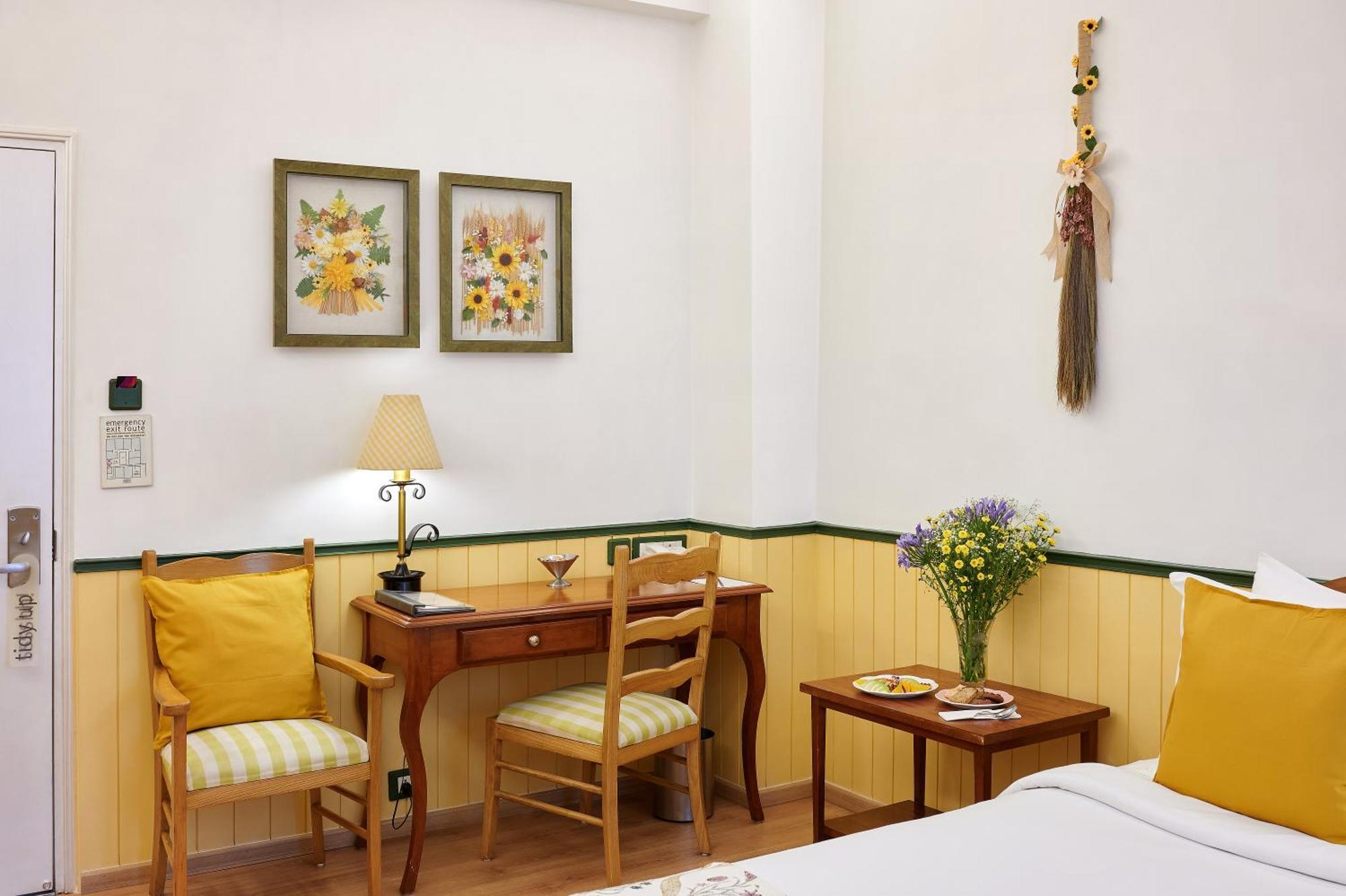 The Gordon House Hotel, Colaba Мумбаи Экстерьер фото
