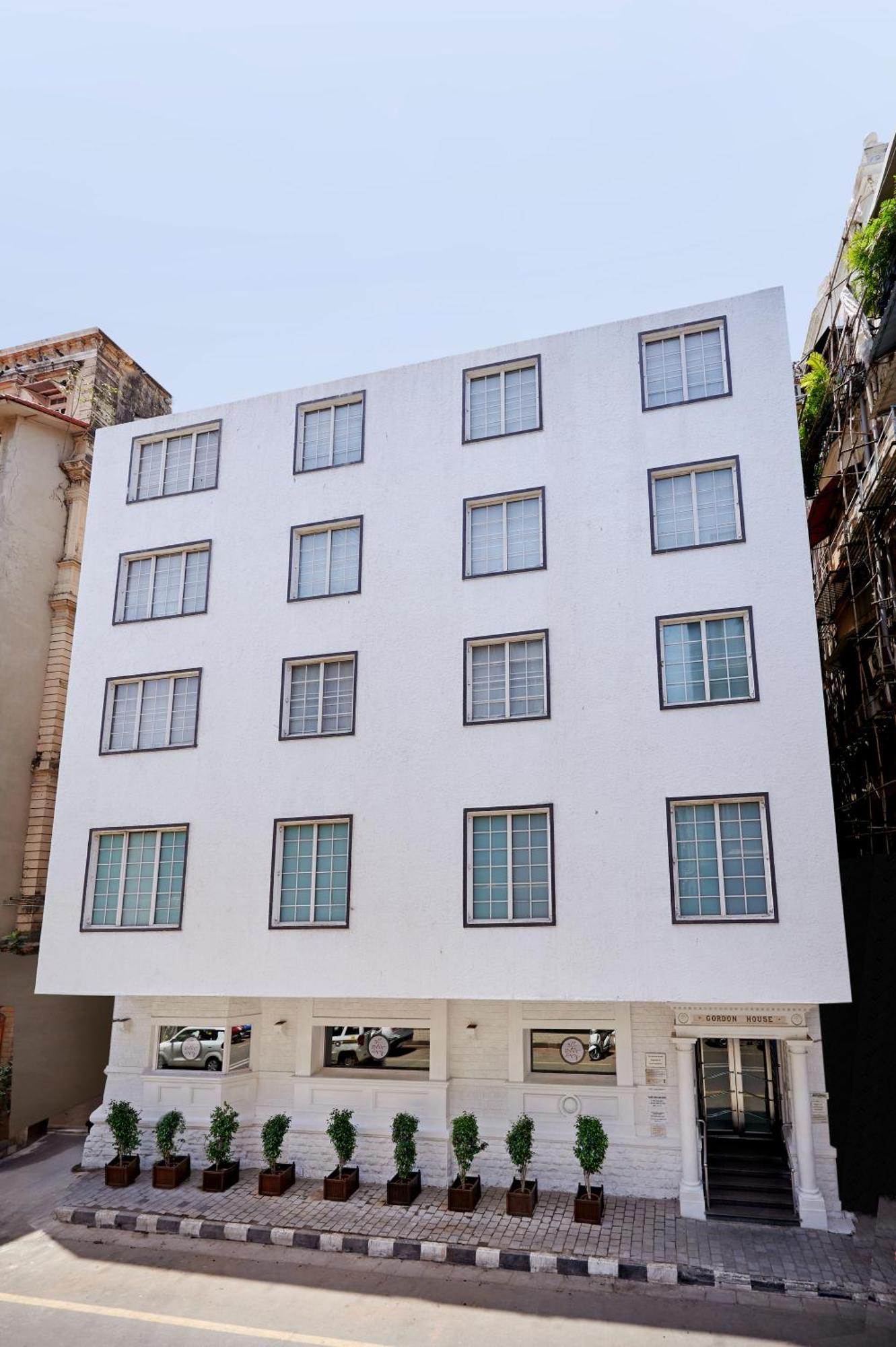 The Gordon House Hotel, Colaba Мумбаи Экстерьер фото