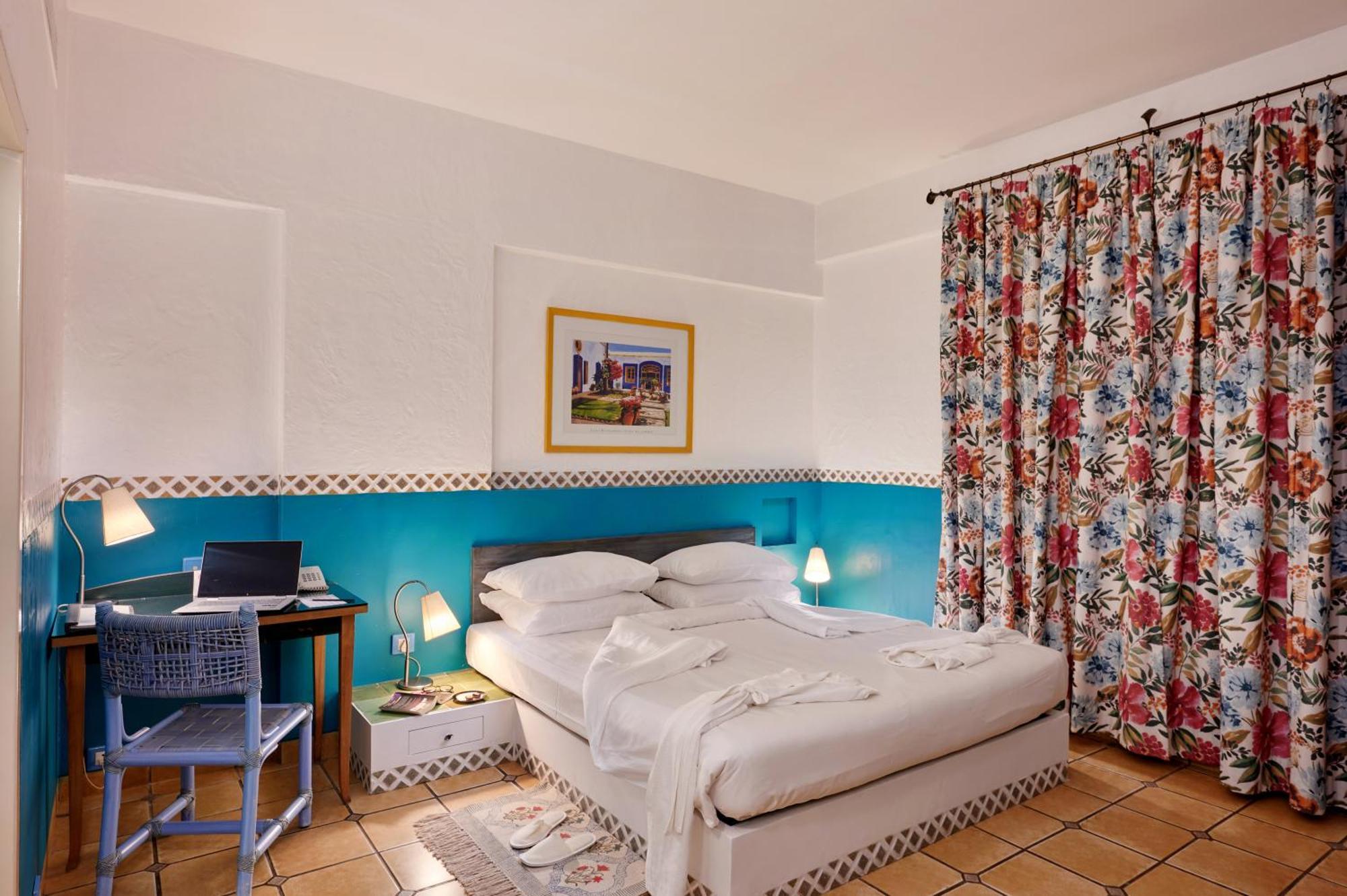 The Gordon House Hotel, Colaba Мумбаи Экстерьер фото